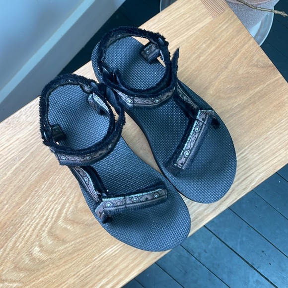 Teva flatform universal sandal - Picture 2 of 4